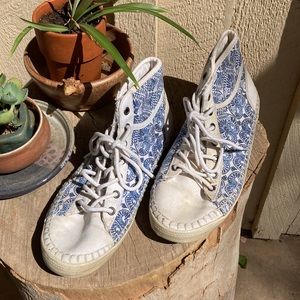 Blue&White Pattern High Top Sneakers